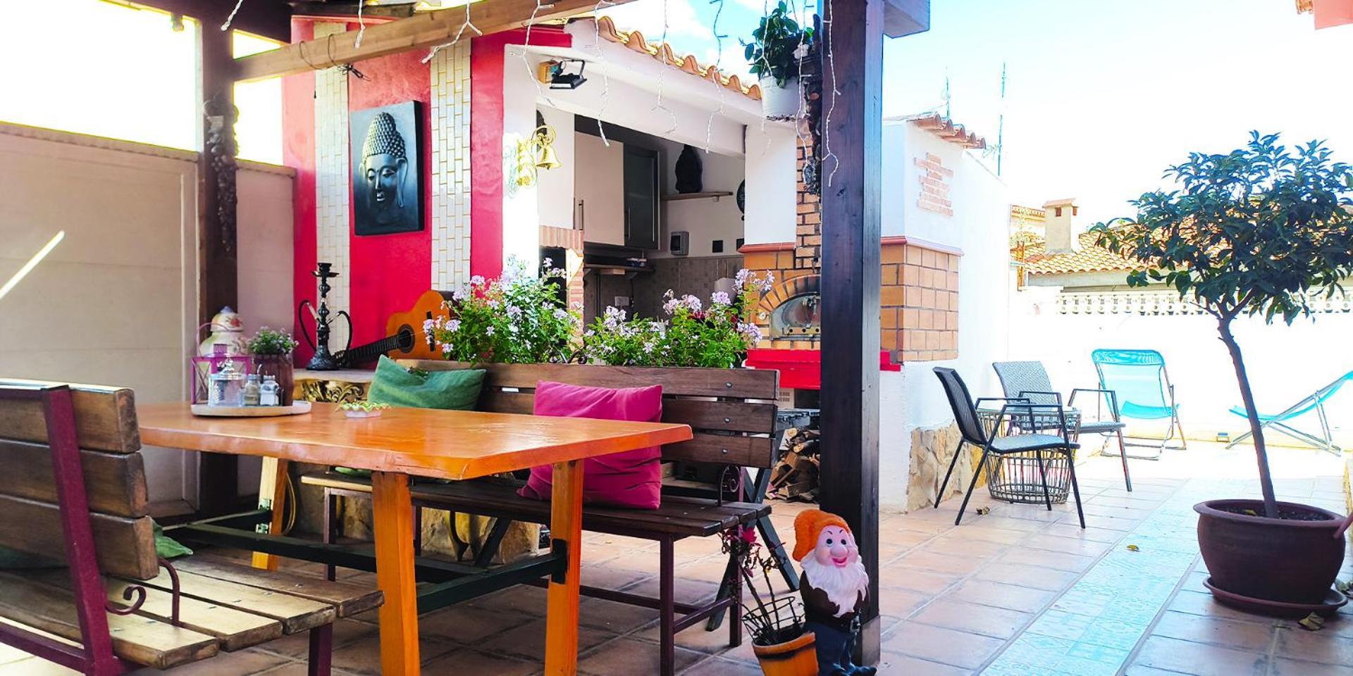 Tienda Linda Hotel La Pobla de Vallbona Bagian luar foto